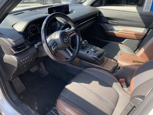 Used 2022 MAZDA MX-30 Electric w/ Premium Plus Pkg FWD image 12