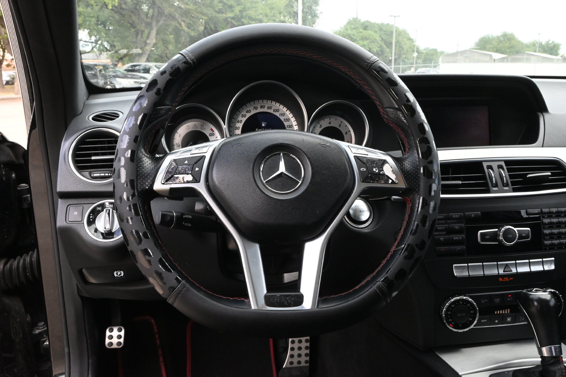 Used 2013 Mercedes-Benz C 250 Coupe image 8