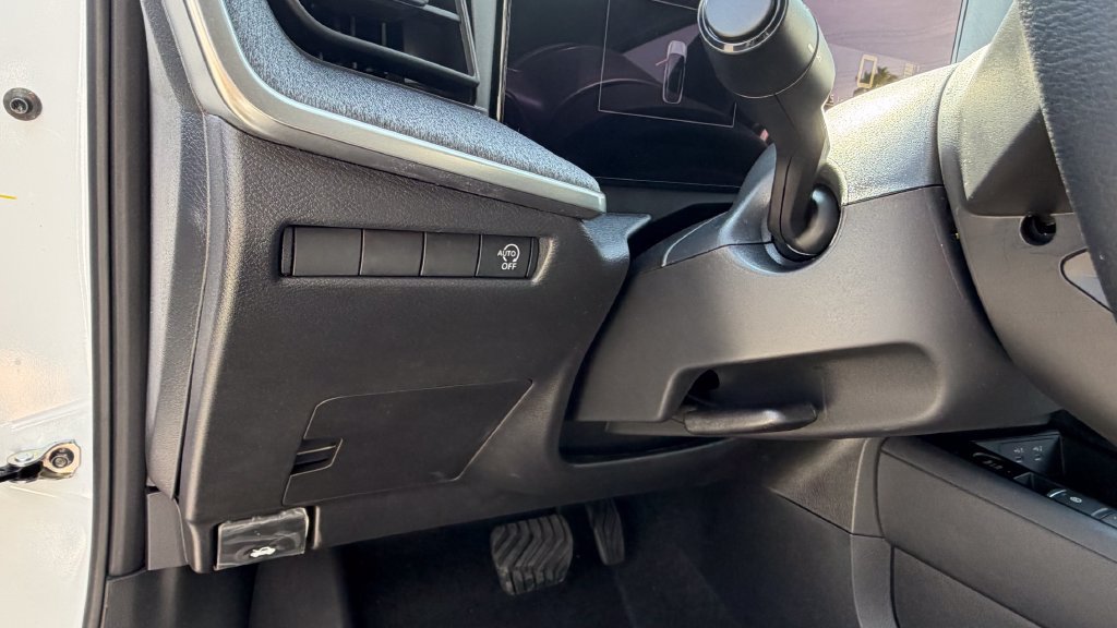 Used 2026 Nissan Kicks SV FWD image 16