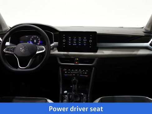 New 2026 Volkswagen Taos SE AWD/4WD image 8