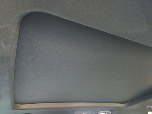 New 2025 Cadillac XT6 Luxury image 9