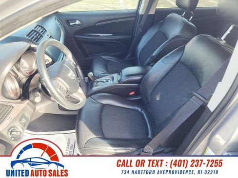 Used 2016 Dodge Journey Crossroad w/ Popular Equipment Group image 9