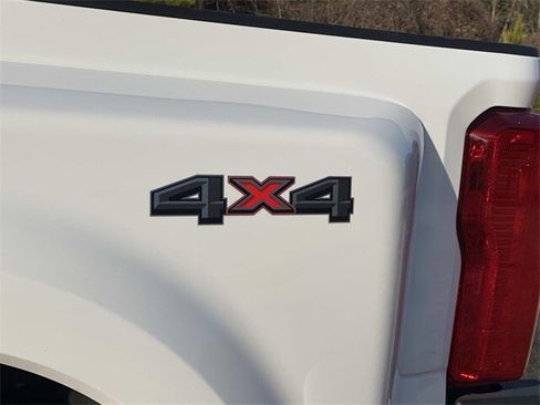 Used 2025 Ford F350 XLT image 47