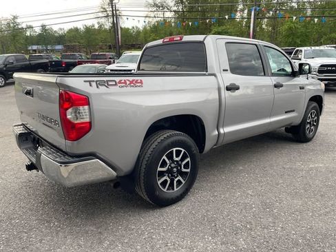 Used 2016 Toyota Tundra SR5 w/ TRD Off Road Package AWD/4WD image 7