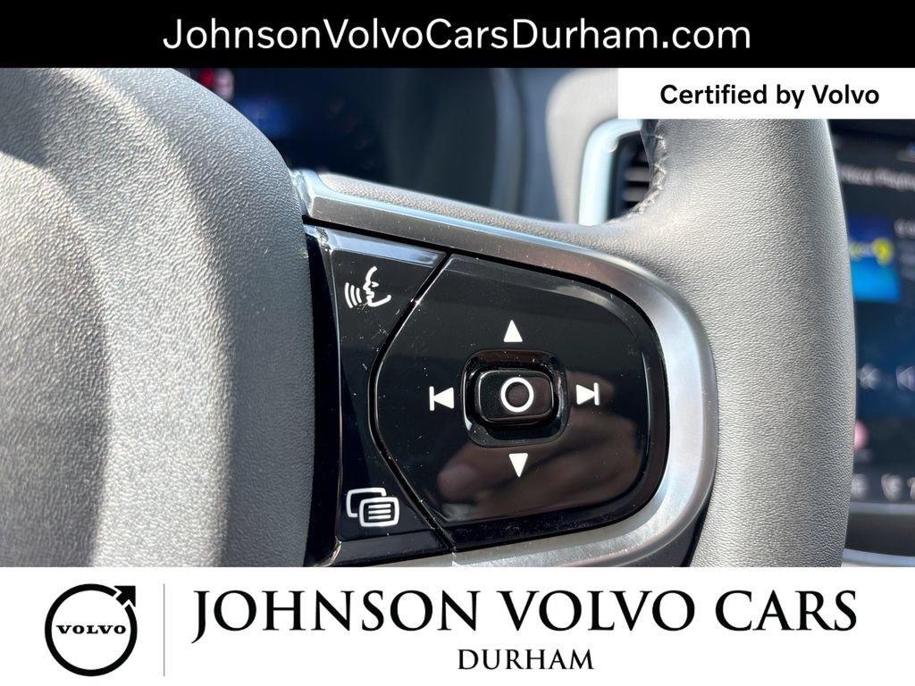 Used 2025 Volvo XC90 B6 Plus AWD/4WD image 25