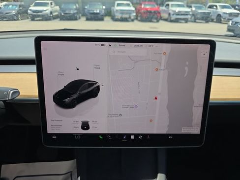 Used 2024 Tesla Model Y Long Range AWD/4WD image 24