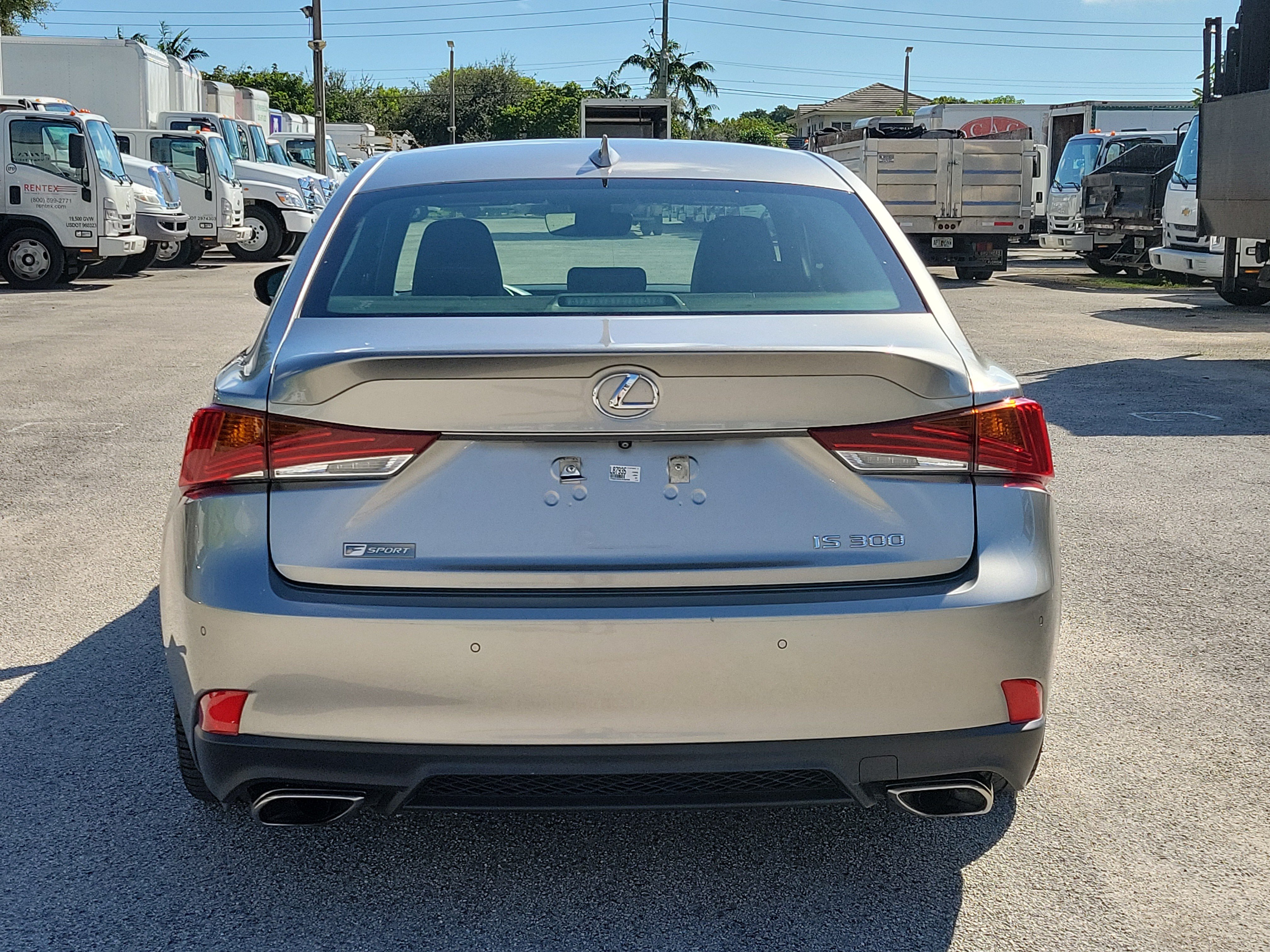 Used 2020 Lexus IS 300 F Sport w/ F Sport Package RWD image 4