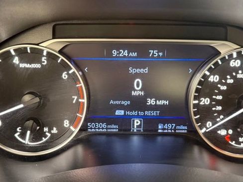 Used 2024 Nissan Altima 2.5 SR FWD image 14