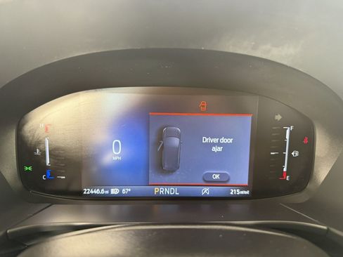Used 2025 Ford Escape Active AWD/4WD image 17