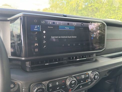 Used 2024 Jeep Wrangler Unlimited Rubicon w/ Convenience Group image 13