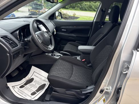 Used 2026 Mitsubishi Outlander Sport ES AWD/4WD image 12