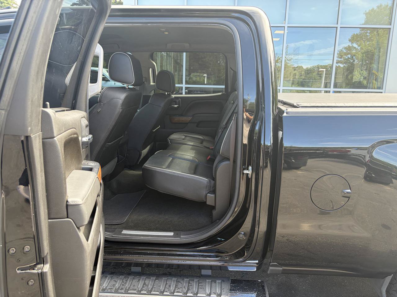 Used 2017 Chevrolet Silverado 2500 High Country w/ Duramax Plus Package AWD/4WD image 41