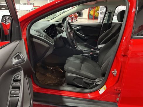 Used 2016 Ford Focus SE image 10