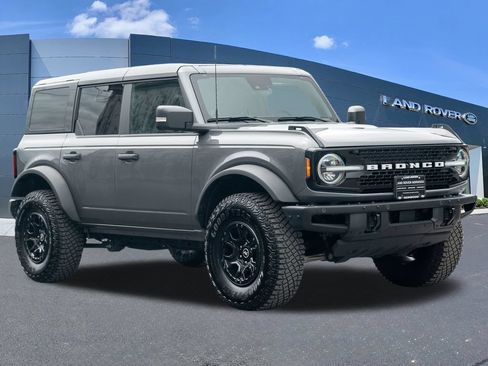 Used 2024 Ford Bronco Wildtrak AWD/4WD image 3