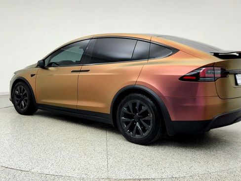 Used 2022 Tesla Model X Plaid AWD/4WD image 7