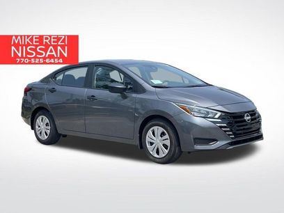 New 2025 Nissan Versa S w/ Trunk Package