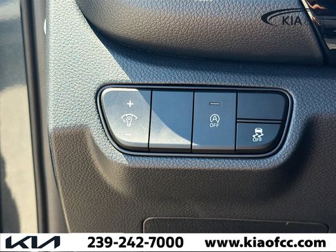 New 2026 Kia Seltos S image 30