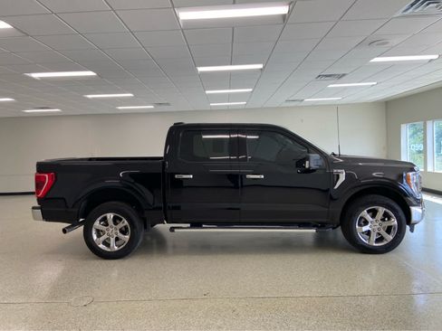 Used 2022 Ford F150 XLT w/ Equipment Group 302A High AWD/4WD image 7