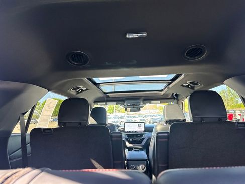 Used 2025 Ford Explorer ST w/ Sun And Sound Package AWD/4WD image 23