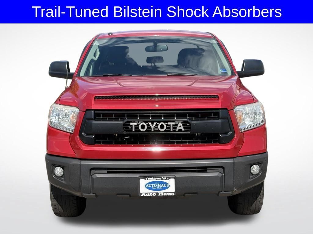 Used 2017 Toyota Tundra SR5 w/ TRD Off Road Package AWD/4WD image 9