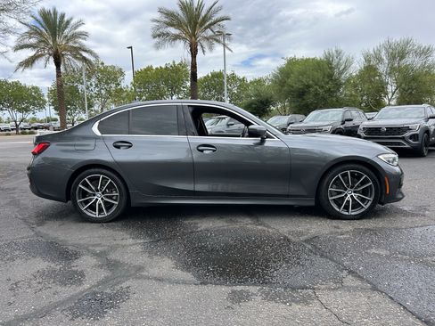 Used 2020 BMW 330i Sedan w/ Convenience Package RWD image 5