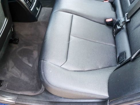 Used 2018 BMW 330i xDrive Sedan image 18