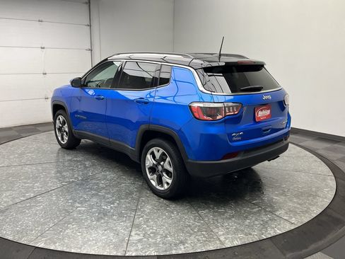 Used 2019 Jeep Compass Limited AWD/4WD image 2