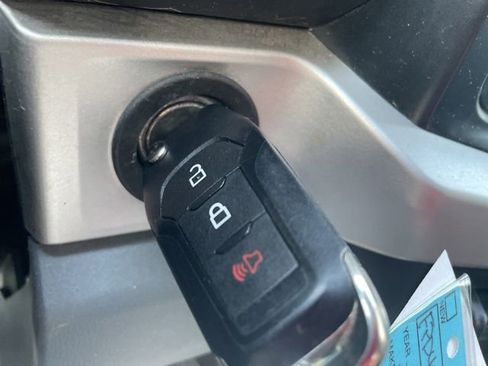 Used 2025 Ford F250 XLT w/ FX4 Off-Road Package AWD/4WD image 27