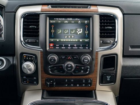 Used 2018 RAM 1500 Laramie w/ Convenience Group image 22