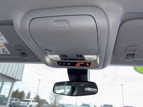 Used 2022 Chevrolet Equinox LT FWD image 7