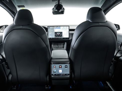 Used 2026 Tesla Model X image 20