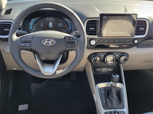 New 2026 Hyundai Venue SEL image 4