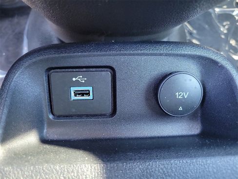 Used 2023 Ford Transit Connect XL image 12