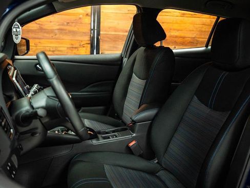 Used 2024 Nissan Leaf SV Plus image 9