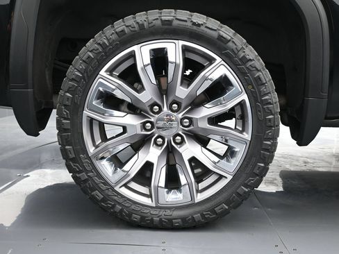 Used 2023 GMC Sierra 1500 Denali w/ Denali Reserve Package AWD/4WD image 18