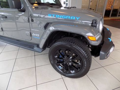 Certified 2022 Jeep Wrangler Unlimited Sahara AWD/4WD image 37