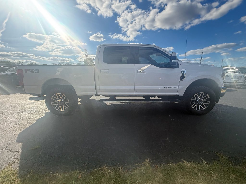 Used 2018 Ford F250 Lariat w/ Lariat Ultimate Package AWD/4WD image 2