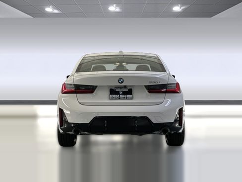 Used 2026 BMW 330i Sedan w/ M Sport Package RWD image 9