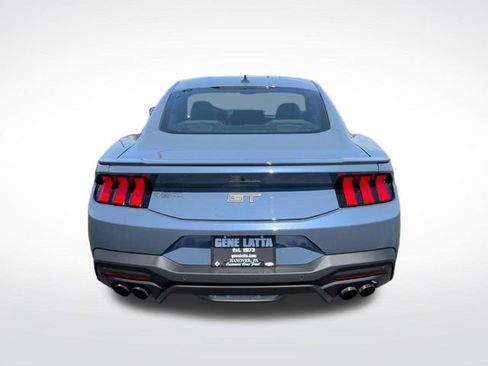 Used 2025 Ford Mustang GT RWD image 15