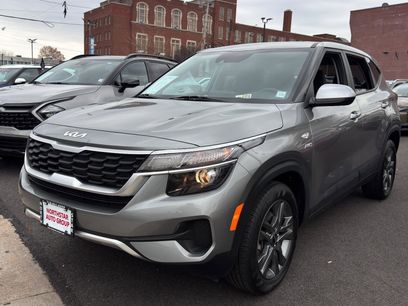 Used 2023 Kia Seltos LX