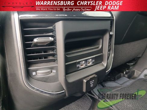 Used 2022 RAM 2500 Laramie AWD/4WD image 15