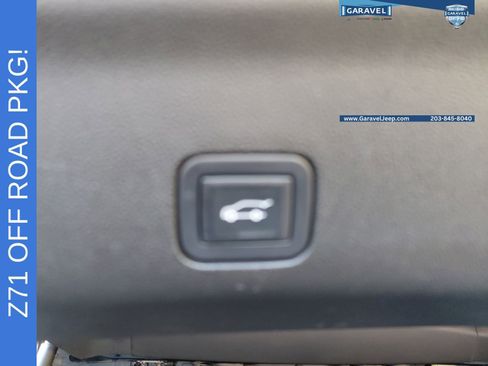 Used 2022 Chevrolet Tahoe Z71 w/ Z71 Off-Road Package AWD/4WD image 24