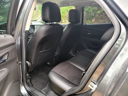 Used 2017 Buick Encore Preferred image 16