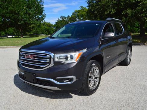 Used 2017 GMC Acadia SLE w/ Driver Alert Package I FWD image 2
