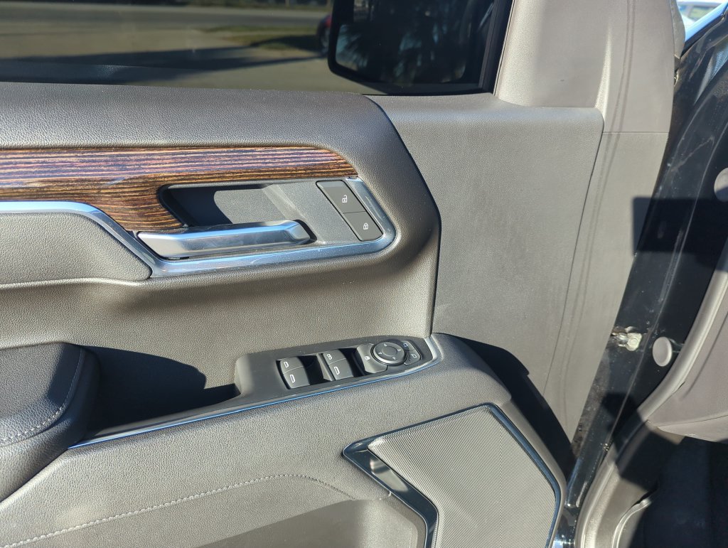 Used 2025 GMC Sierra 1500 Elevation RWD image 19