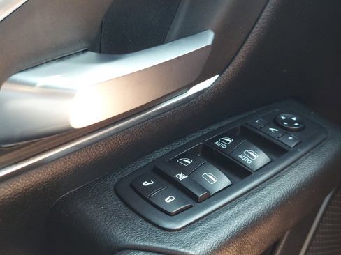 Used 2019 RAM 1500 Big Horn image 17