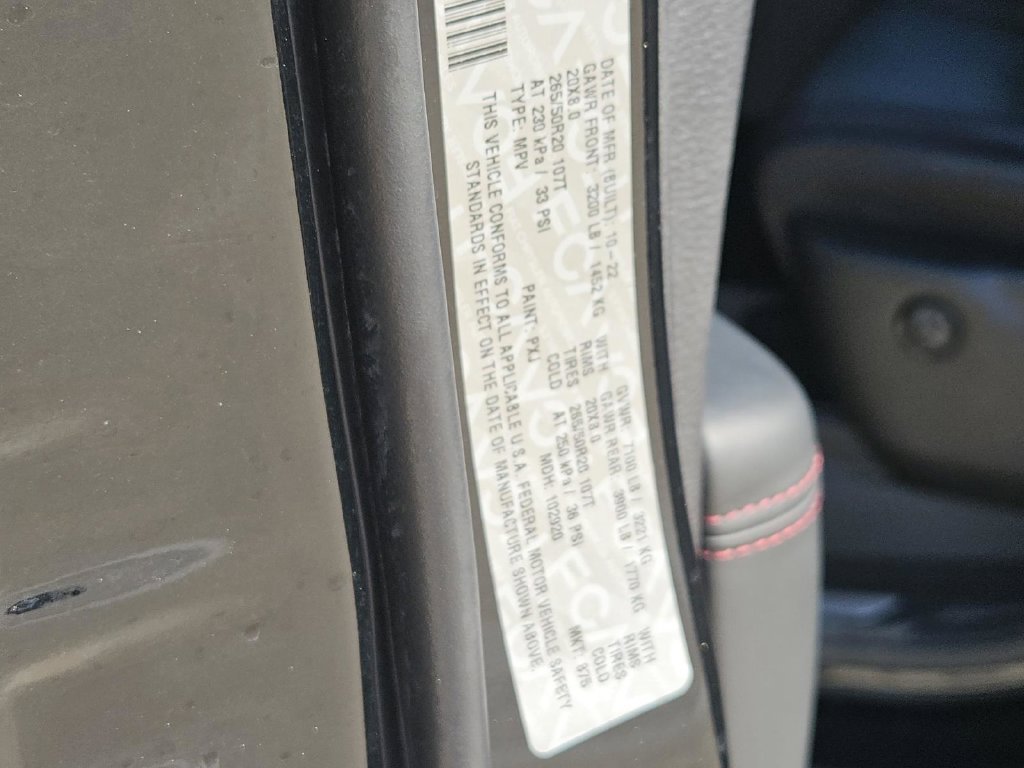 Used 2022 Dodge Durango R/T w/ Blacktop Package RWD image 48