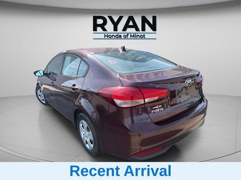 Used 2018 Kia Forte LX FWD image 7