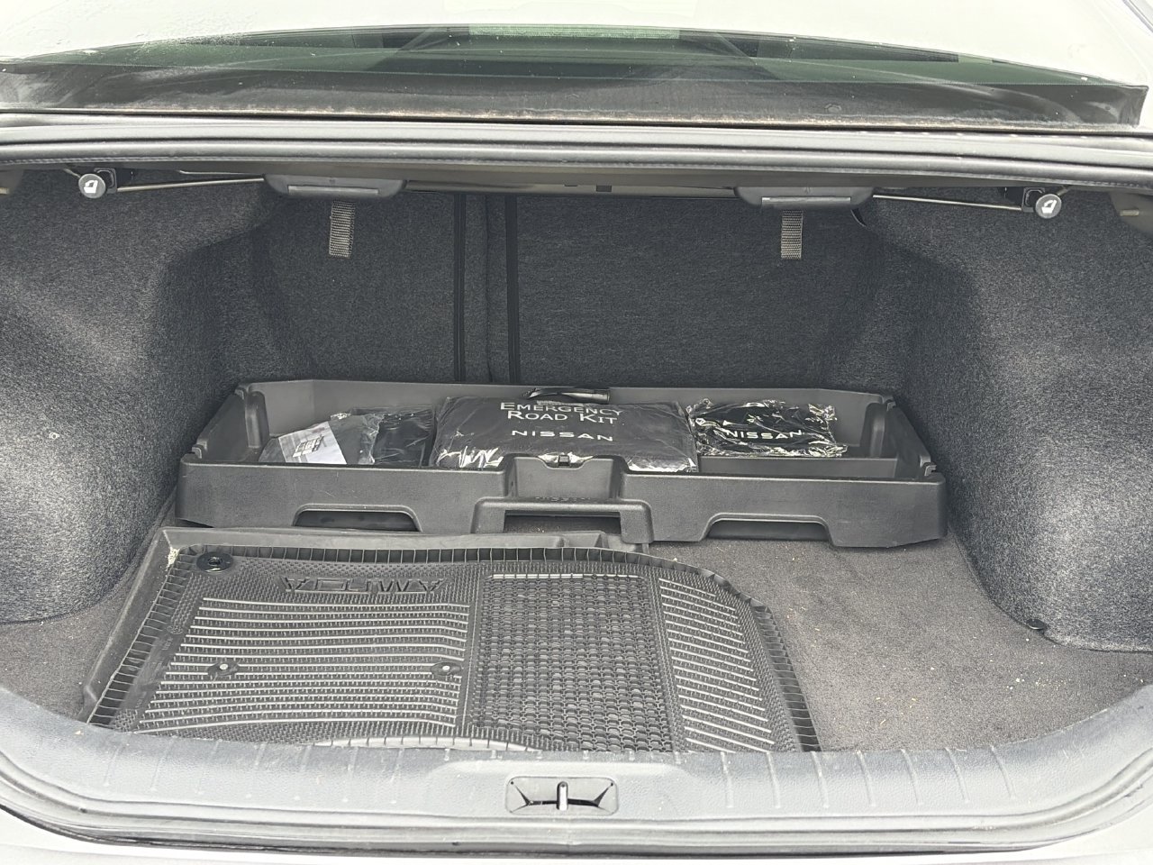 Certified 2022 Nissan Altima 2.5 SR AWD/4WD image 9