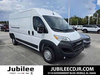 Used 2025 RAM ProMaster 2500 w/ Convenience Group FWD video 1